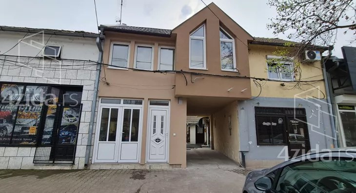 2-etažna kuća | 4zida