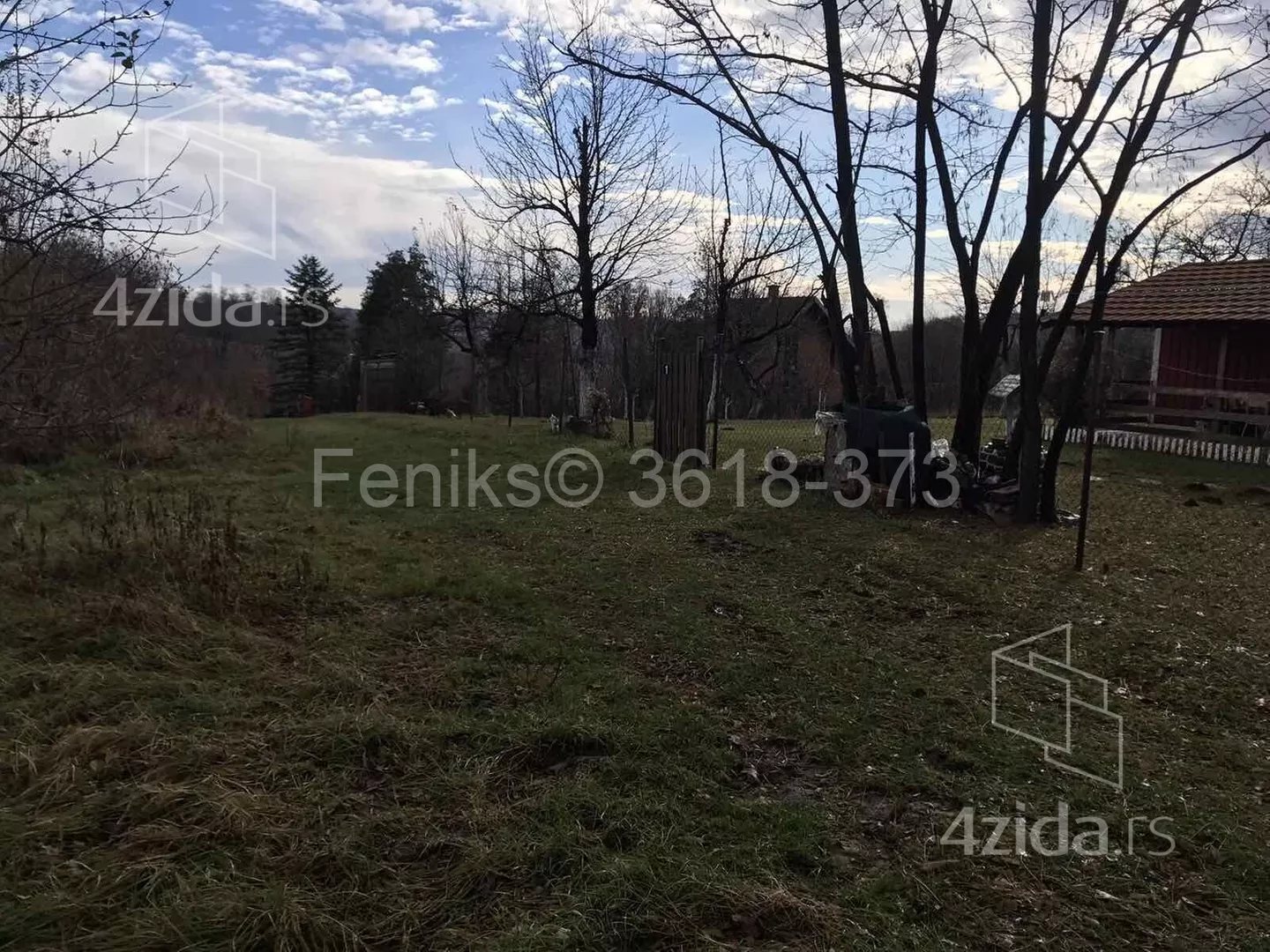 Plac | 4zida
