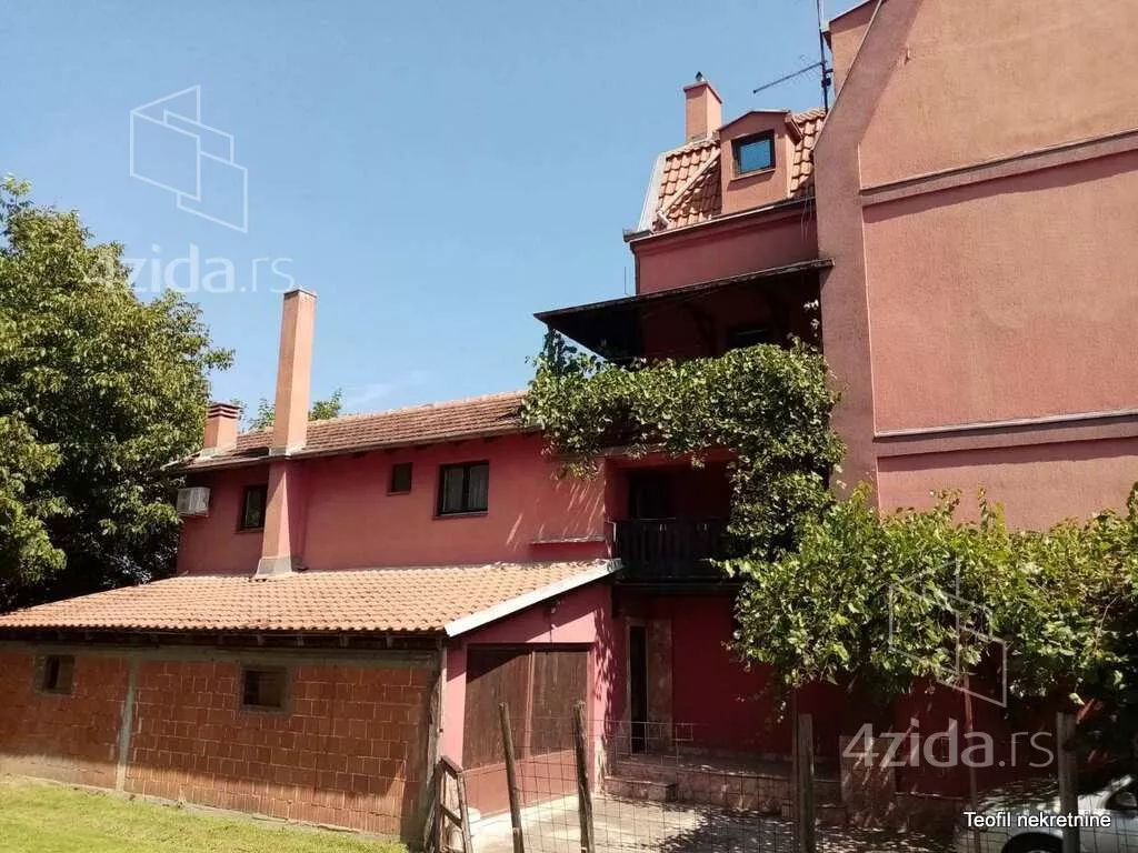 3-etažna kuća | 4zida