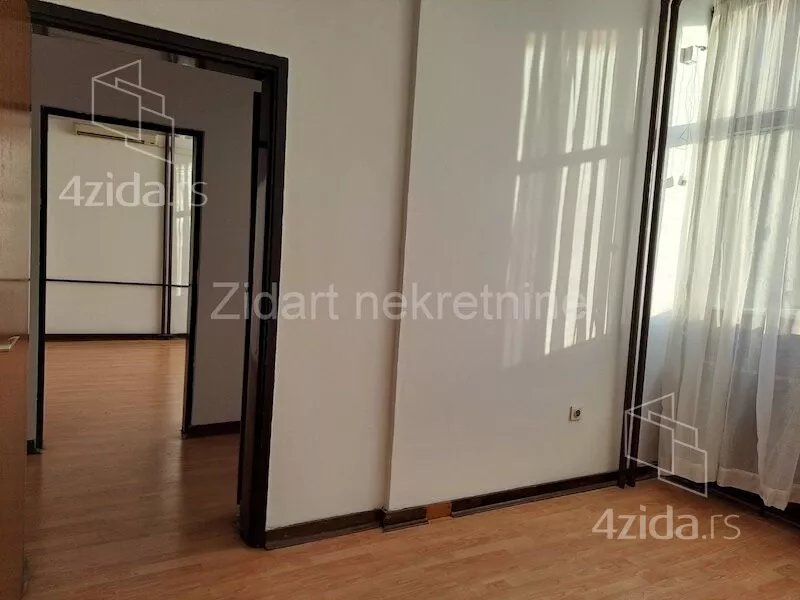 Kancelarija | 4zida