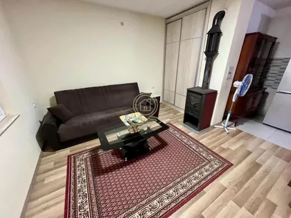 Okolne lokacije | 4zida.rs