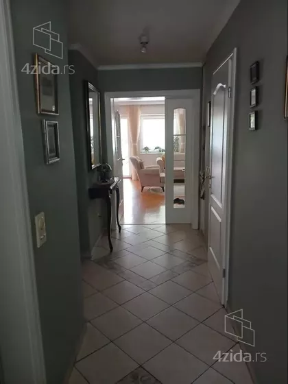 Kertvaroš | 4zida.rs