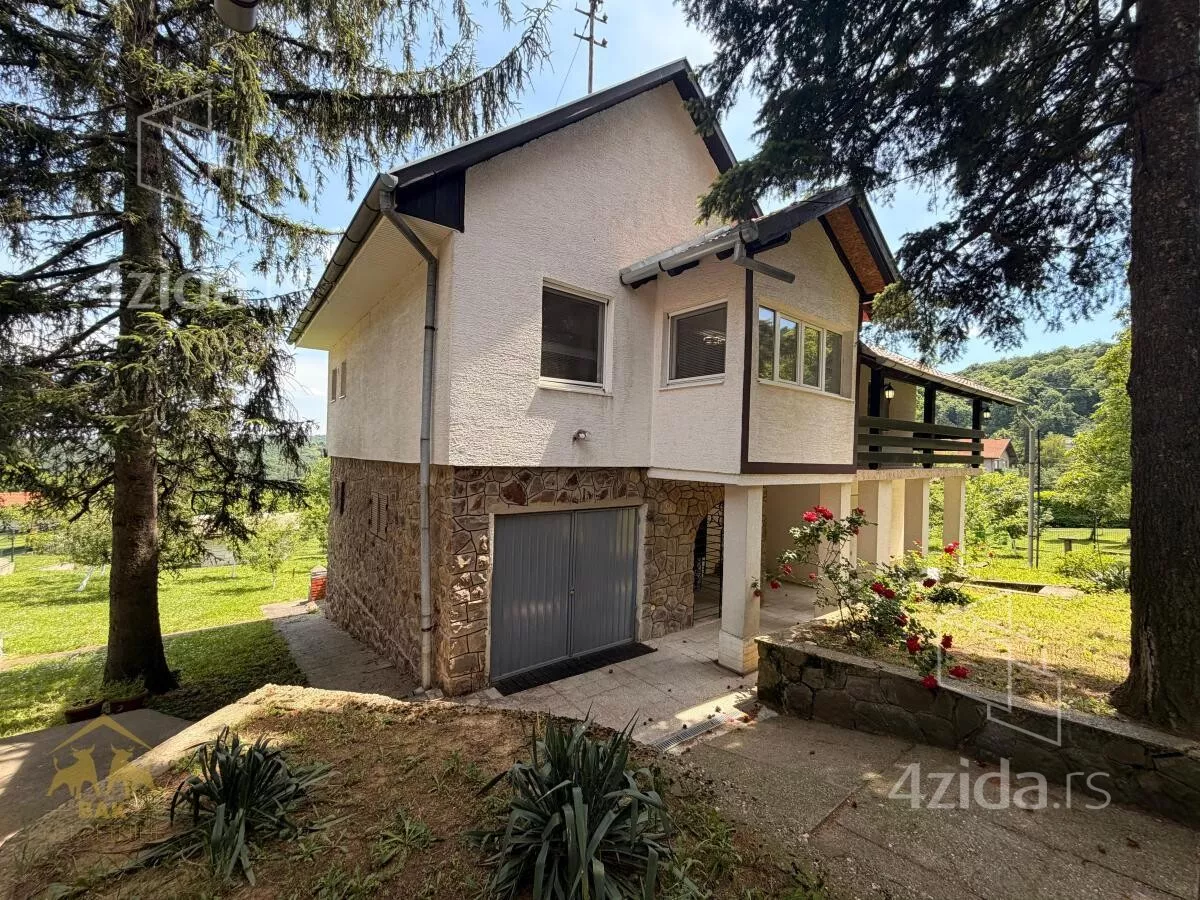 Kuća | 4zida