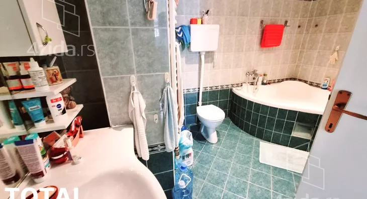 Petoiposoban stan | 4zida