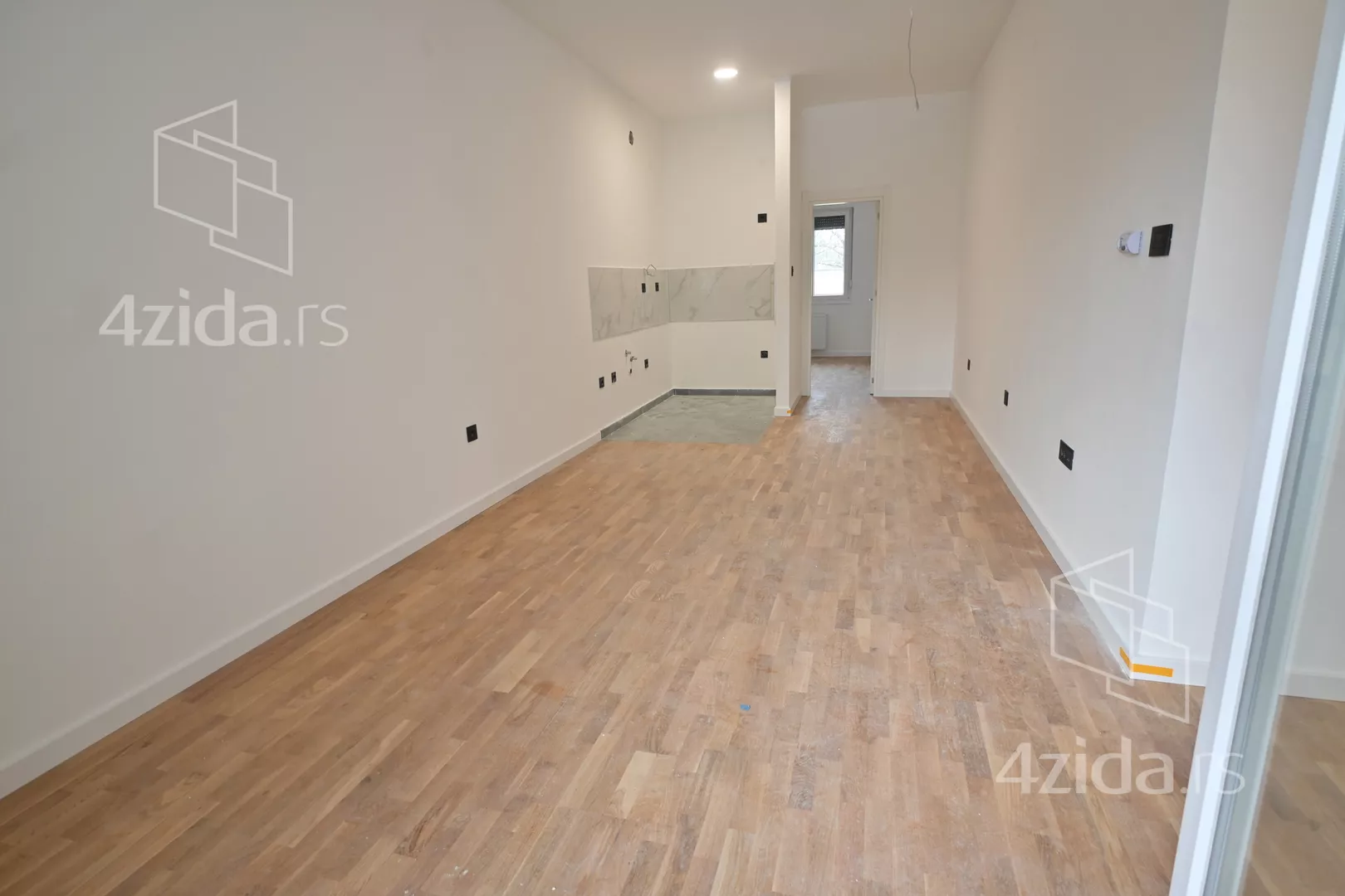 Jednoiposoban stan | 4zida