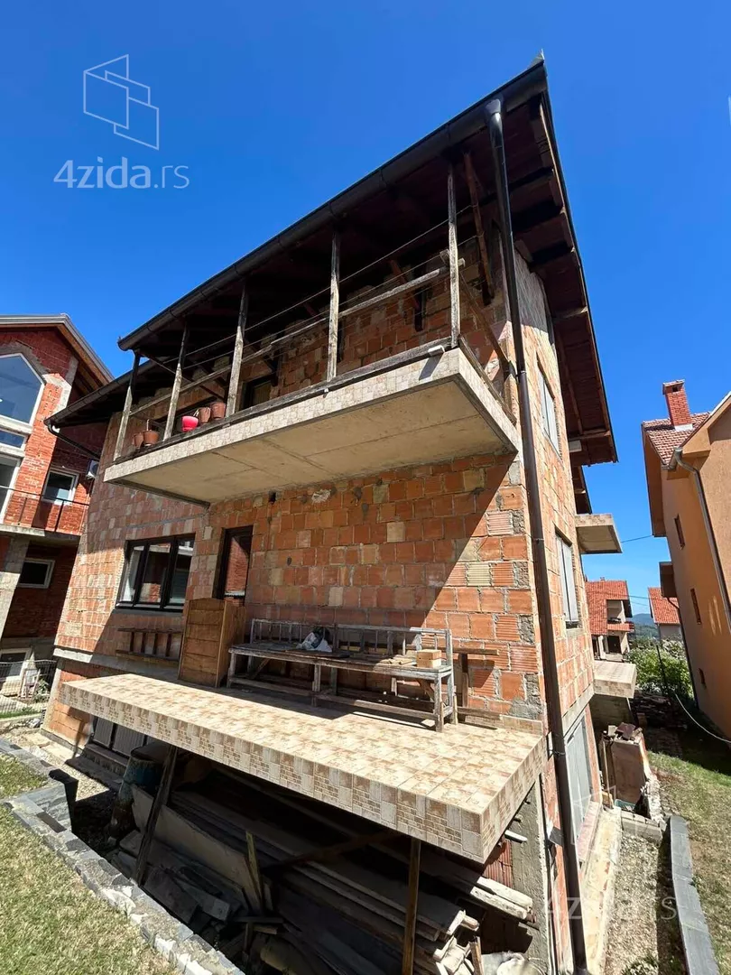 4-etažna kuća | 4zida