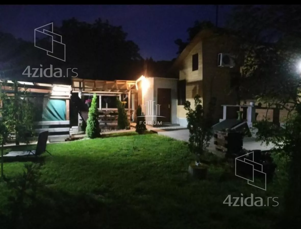 Kuća | 4zida