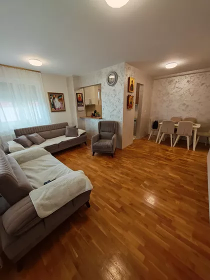 Gradske lokacije | 4zida.rs