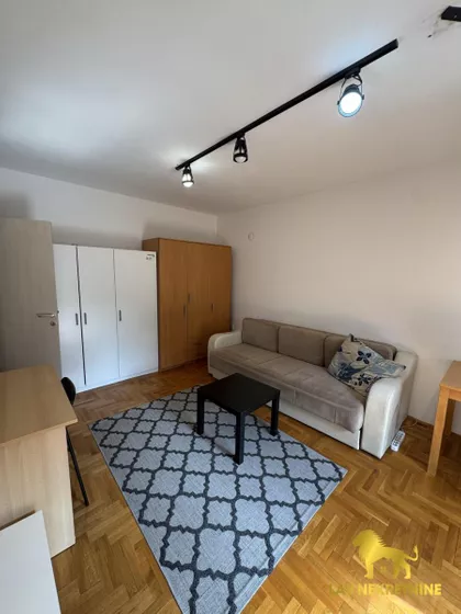 DOŽA ĐERĐA | 4zida.rs