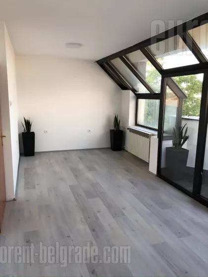 VOŽDOVAC | 4zida.rs