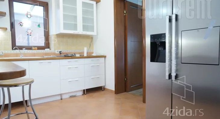 4-etažna kuća | 4zida