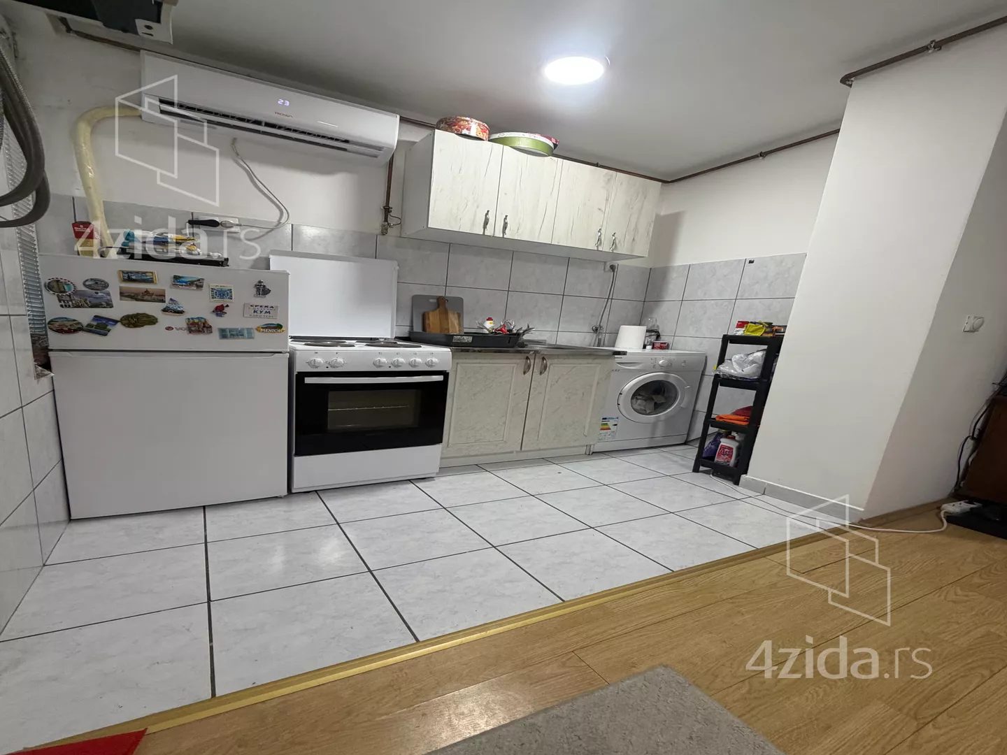 Garsonjera | 4zida