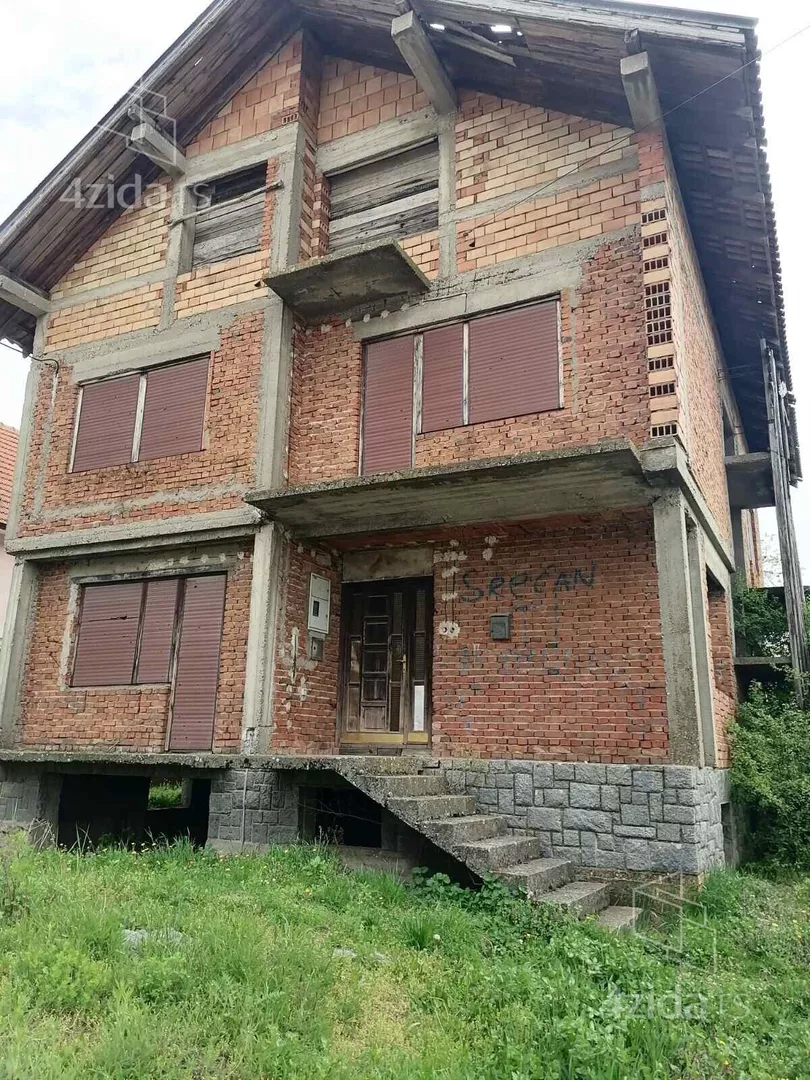 3-etažna kuća | 4zida