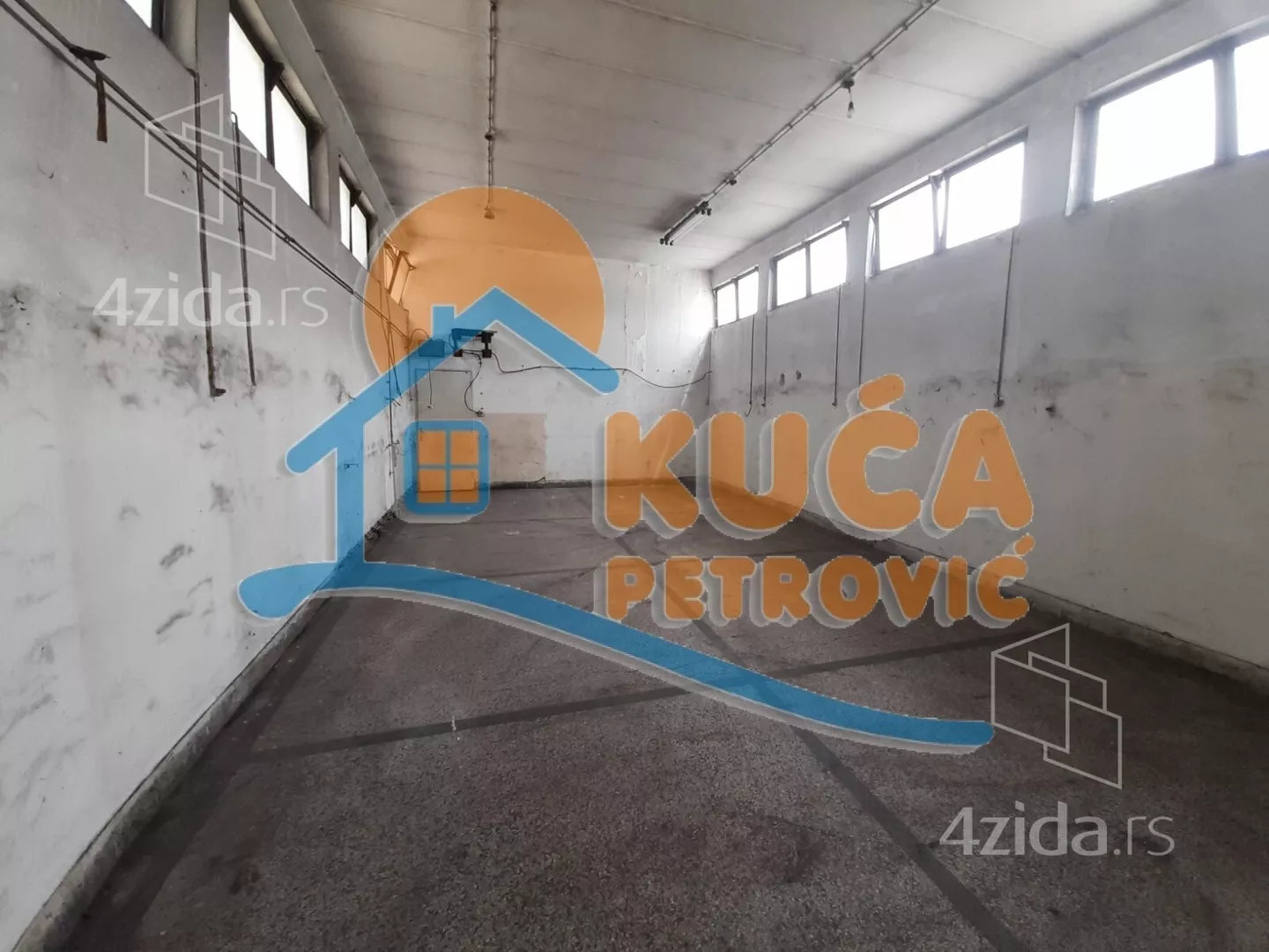 Lokal | 4zida
