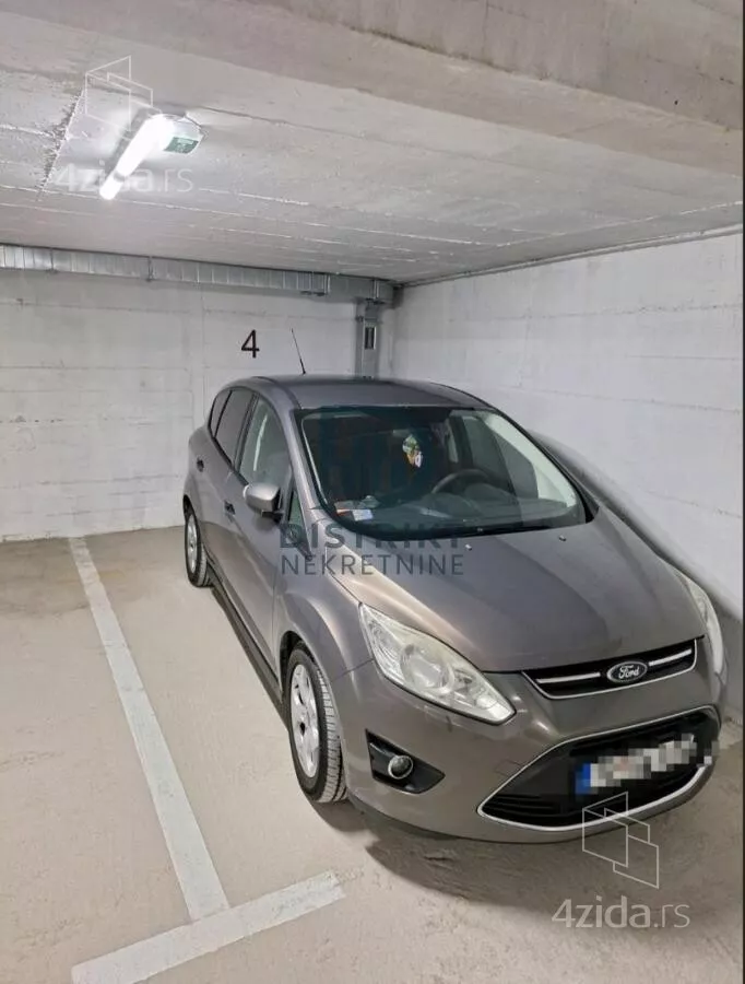 Parking | 4zida