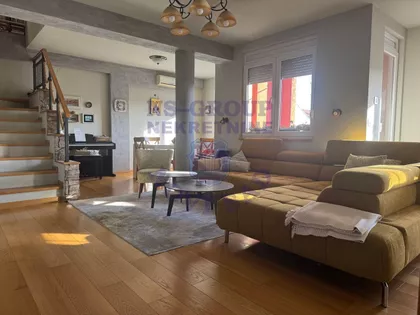 Socijalno | 4zida.rs