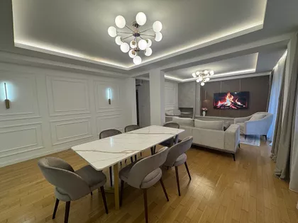 Bulevar Kneza Aleksandra Karađorđevića bb | 4zida.rs