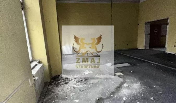 Poslovna zgrada | 4zida