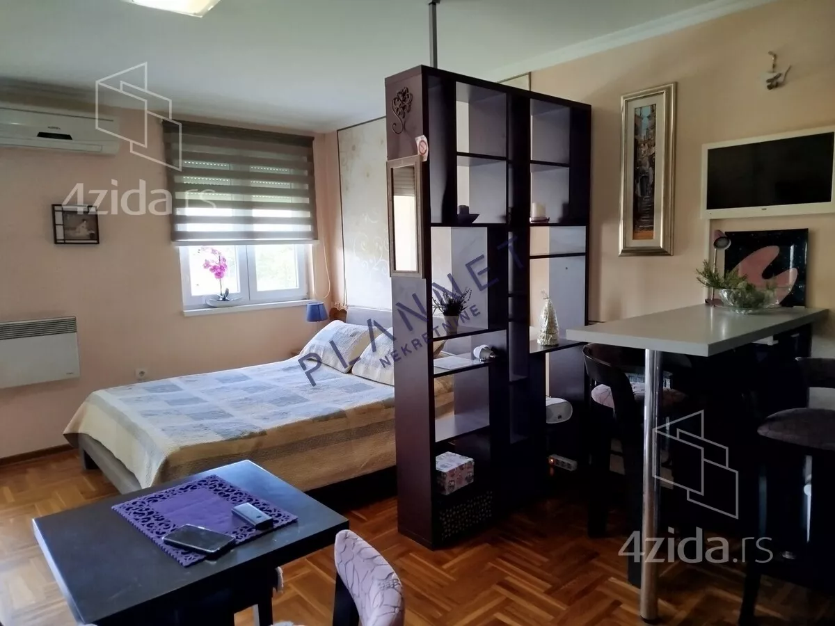 Garsonjera | 4zida