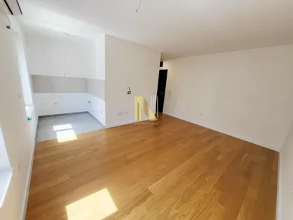 Sajmište | 4zida.rs