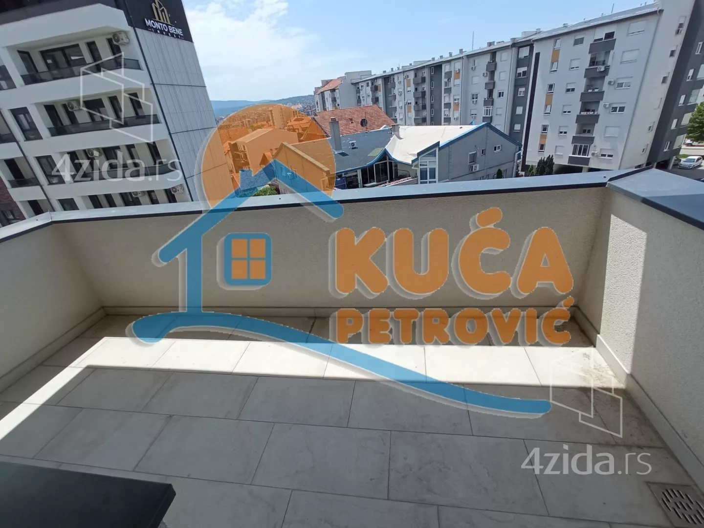 Jednoiposoban stan | 4zida