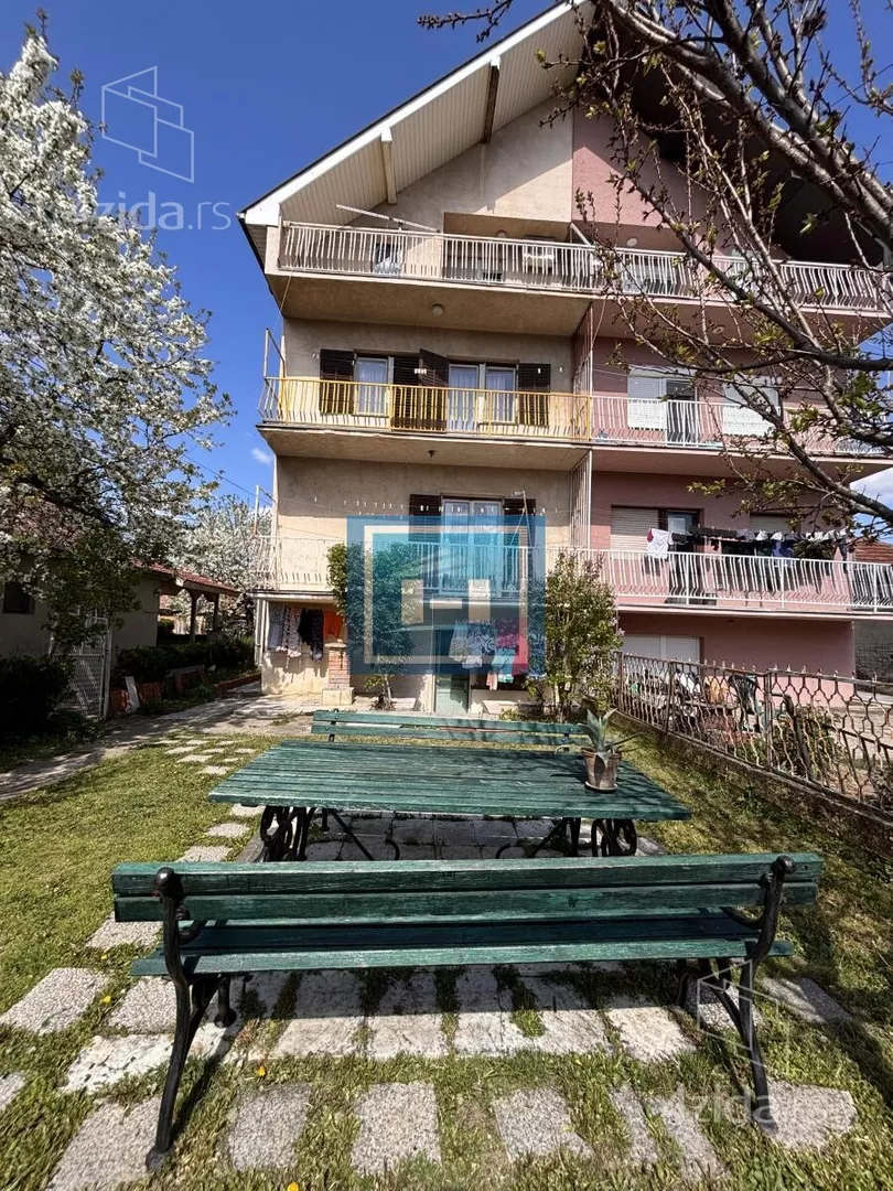 Kuća | 4zida