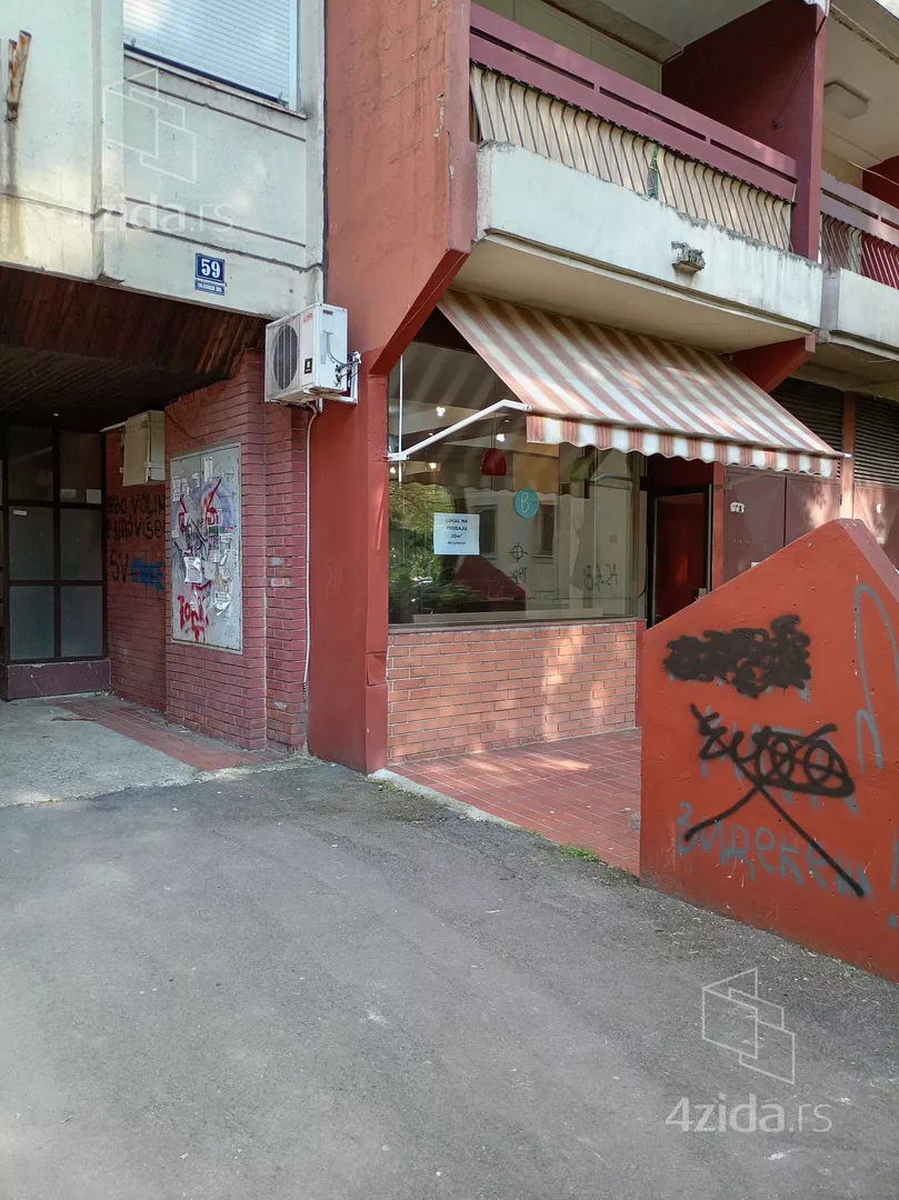 Lokal | 4zida