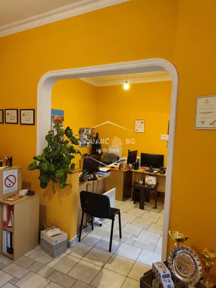 Vase Čarapića | 4zida.rs