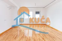 Lokal | 4zida