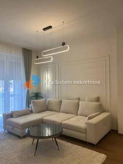 Skupština | 4zida.rs