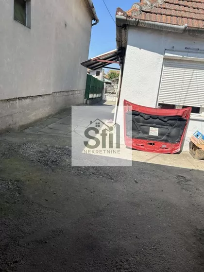 Slana Bara | 4zida.rs