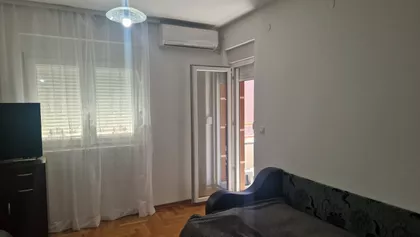 Nemanjina 24 | 4zida.rs