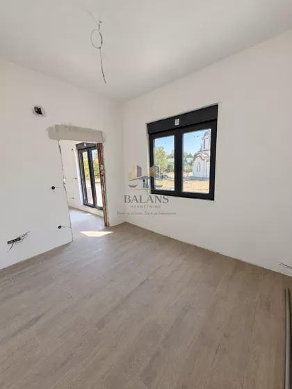 Novi Banovci | 4zida.rs