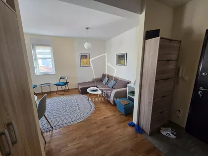 Petrovaradinska | 4zida.rs