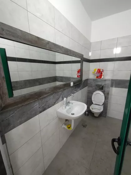 Donji Komren | 4zida.rs