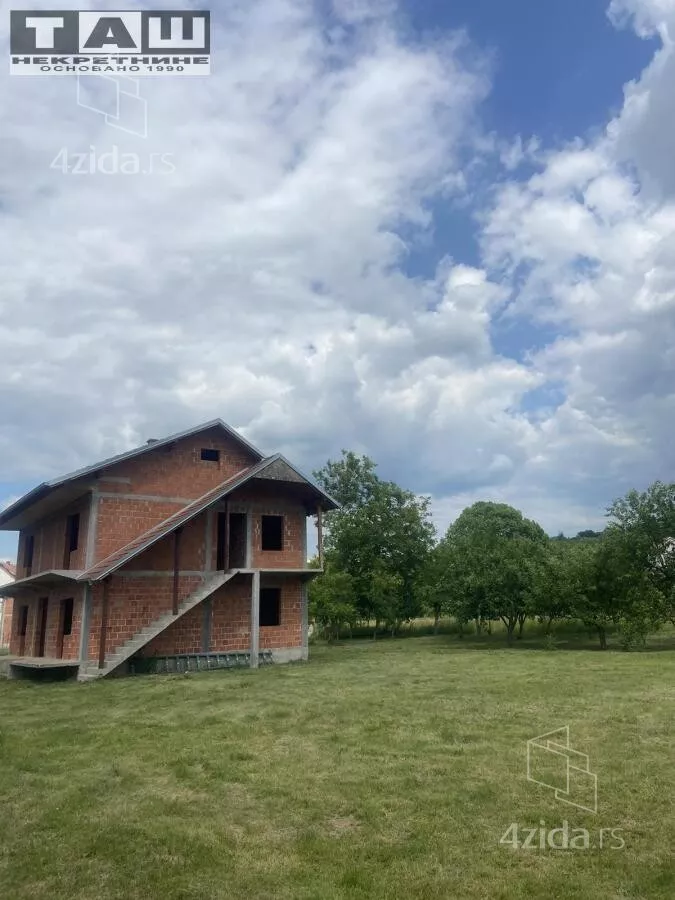 Kuća | 4zida