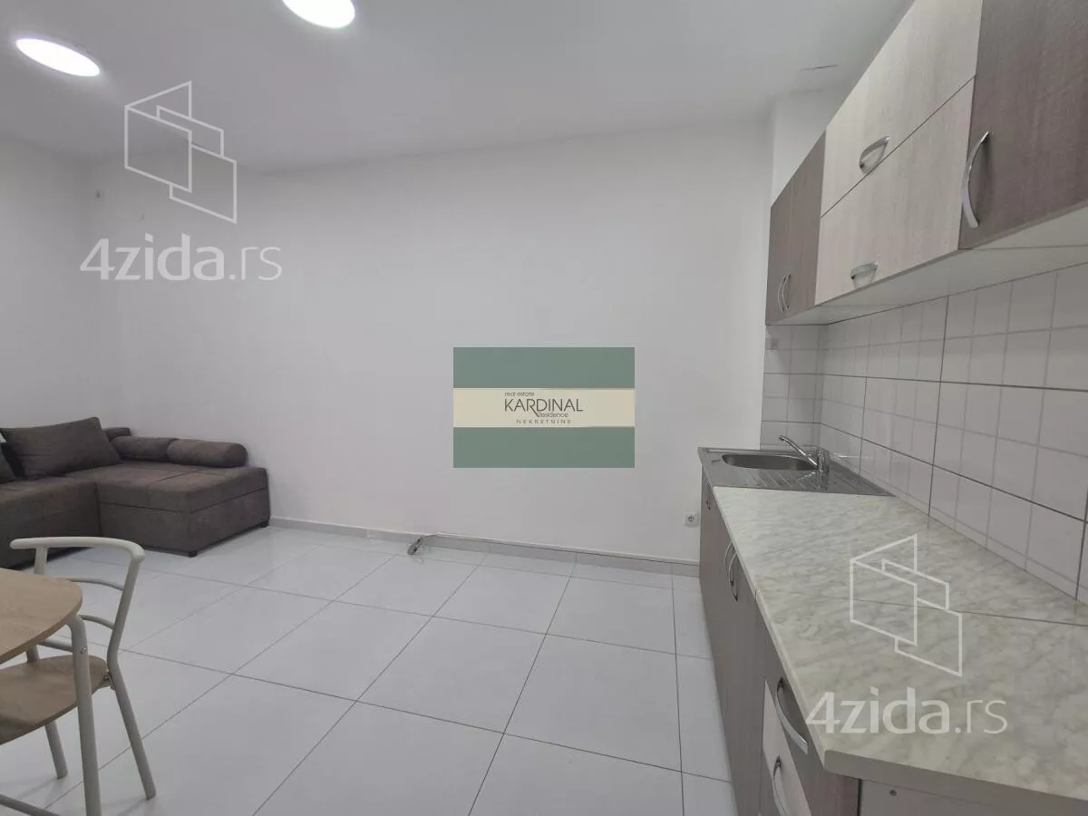 Garsonjera | 4zida