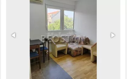 Zeleznicka | 4zida.rs