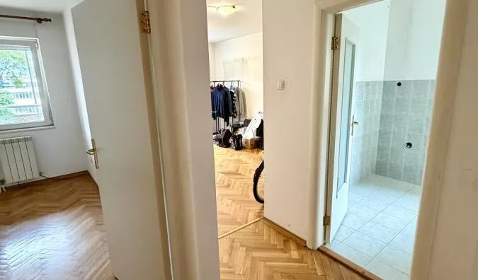 Četvoroiposoban stan | 4zida