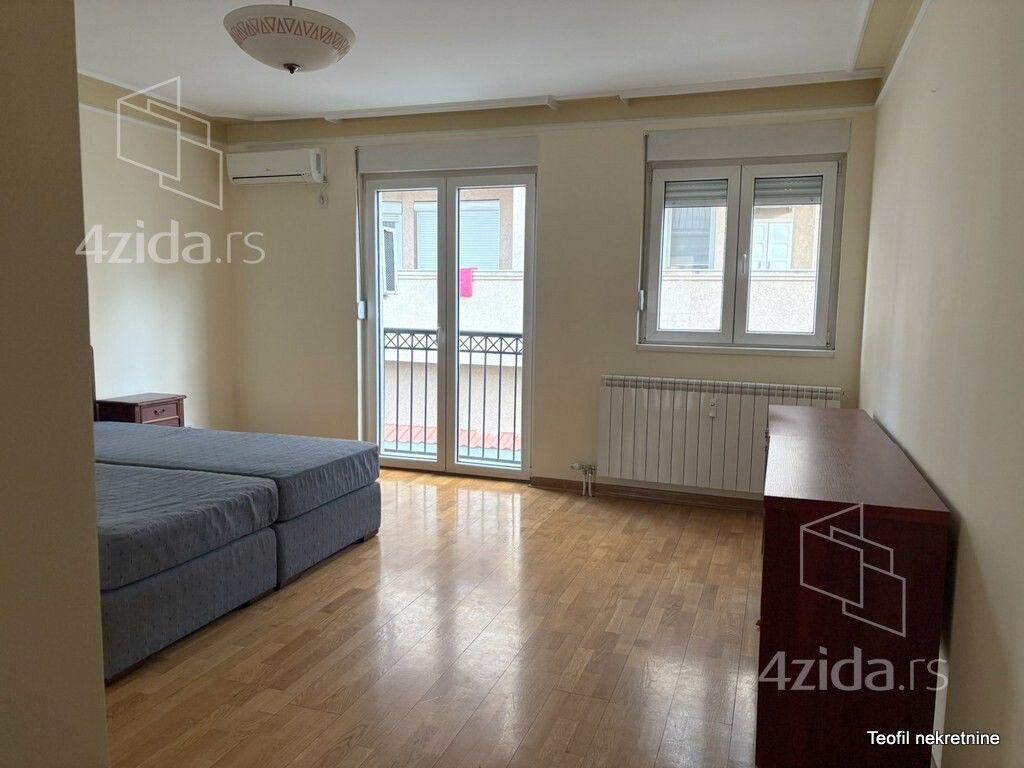 Apartment in Beograd - More