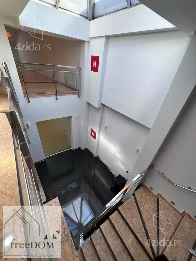 Poslovni prostor | 4zida