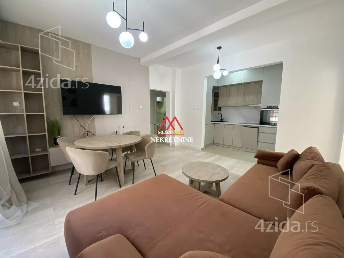 Četvorosoban stan | 4zida