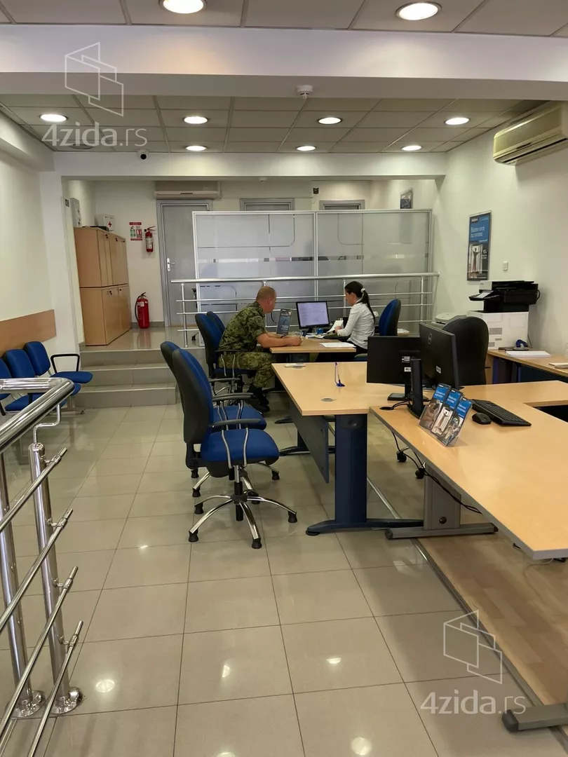 Poslovni prostor | 4zida