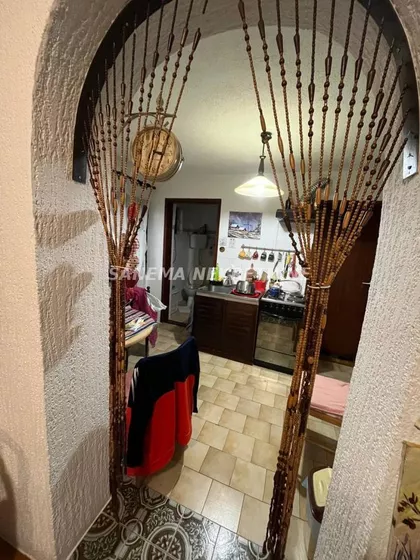 Okolne lokacije | 4zida.rs