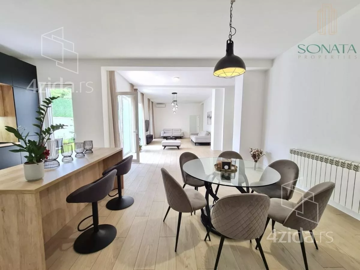 Šestosoban stan | 4zida