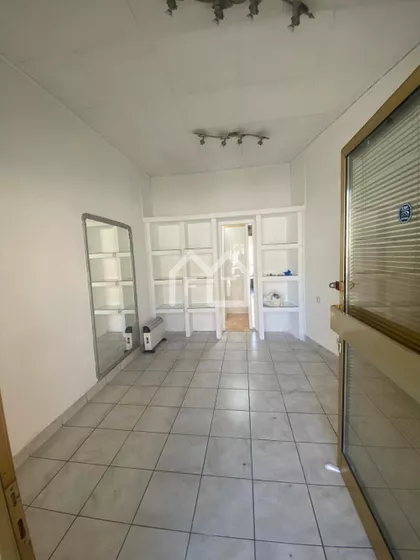 Poslovni prostor za izdavanje · 17 m² · Terazije, Stari Grad opština, Beograd
