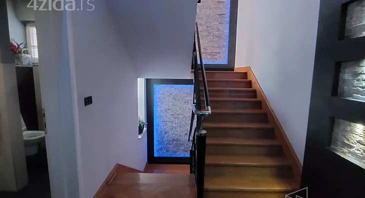 4-etažna kuća | 4zida