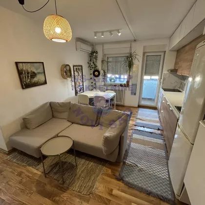 Bulevar Oslobođenja | 4zida.rs