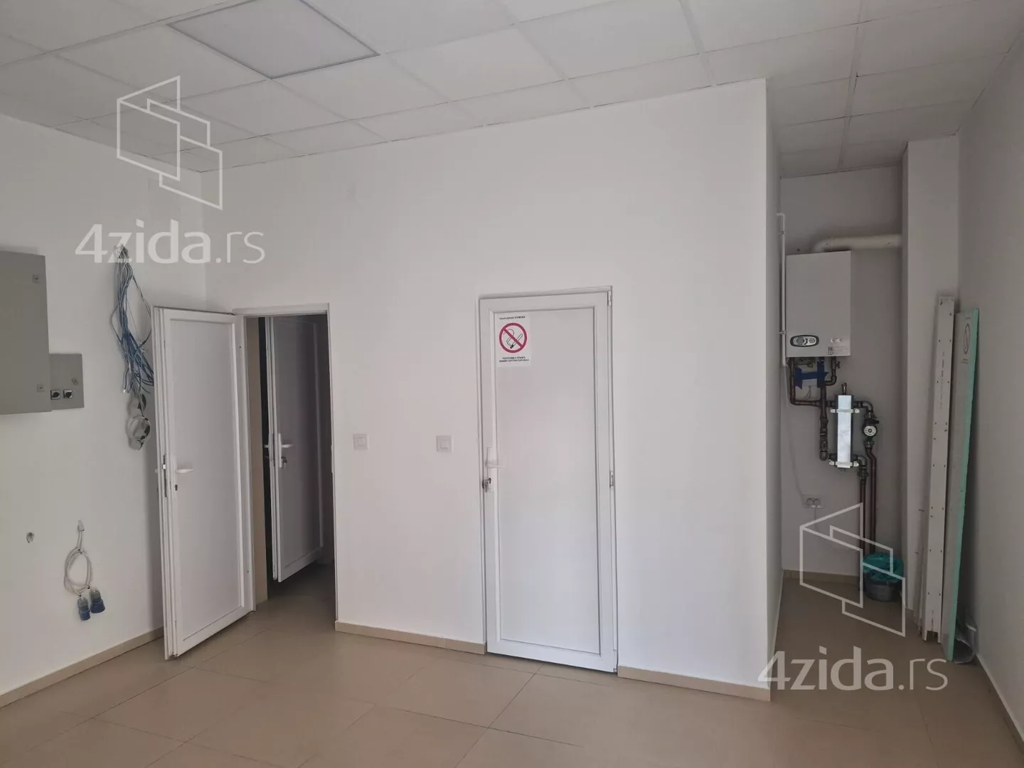Lokal | 4zida