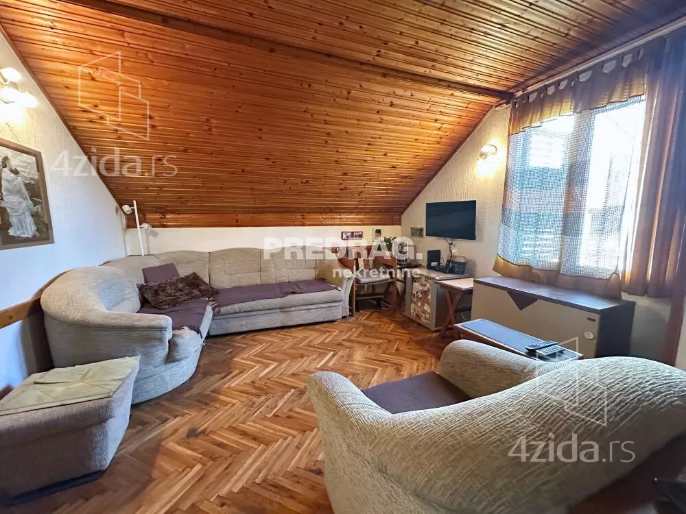 Kuća | 4zida